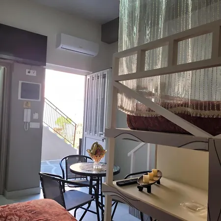 Sebastian Luxury House *