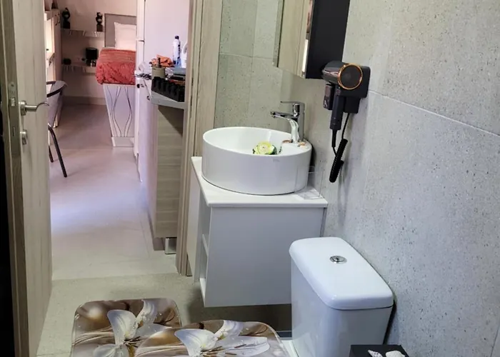 Sebastian Luxury House *